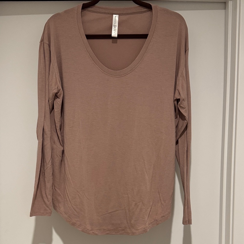 Women's Long Sleeve Top in Brown